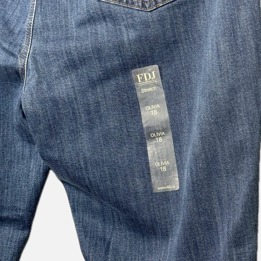 NEW - FDJ Olivia Jeans Size 18 - Picture 4 of 4